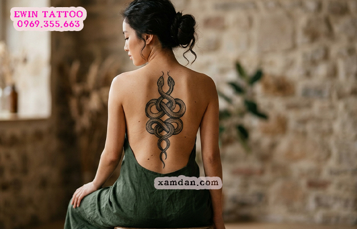 Ý nghĩa hình xăm rắn – Biểu tượng của sức mạnh, tái sinh và trí tuệ